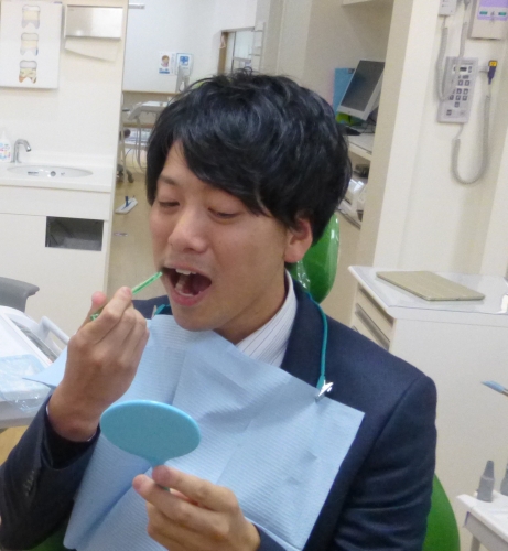 ブラッシング指導中